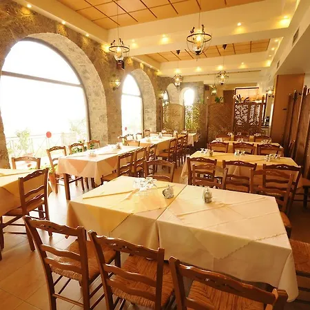 Evanthias Traditional Mansion